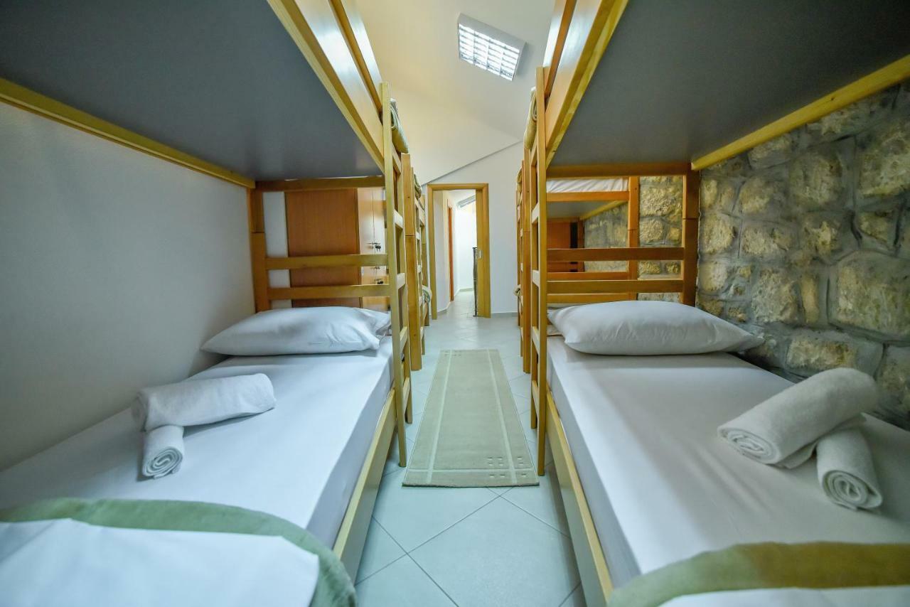 Hostel Sinj Exterior photo